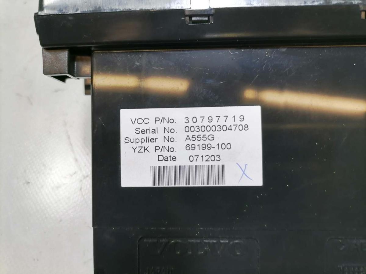 Volvo C30 original Bordcomputer Display Multifunktionsanzeige 30797719 BJ08